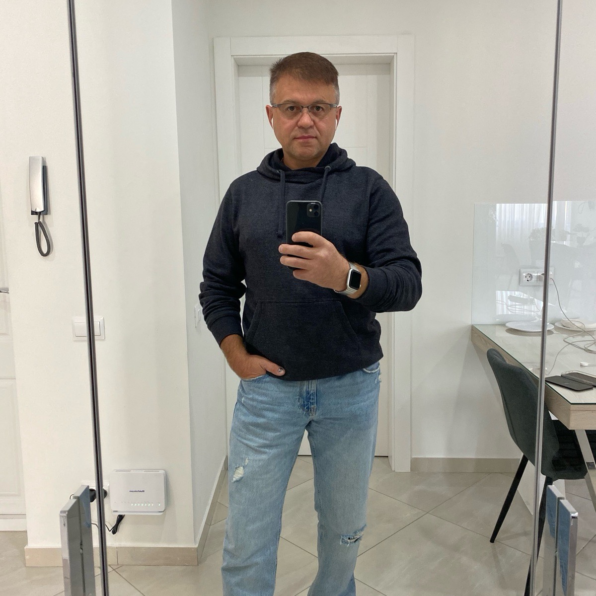 Алексей Иванов