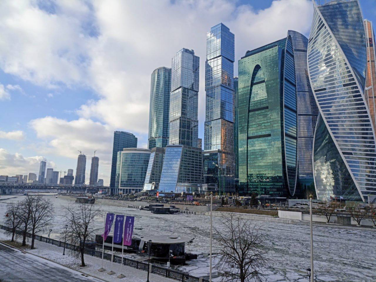 Один день из жизни риэлтора!.))
Сегодня 23 | Сетка — социальная сеть от hh.ru