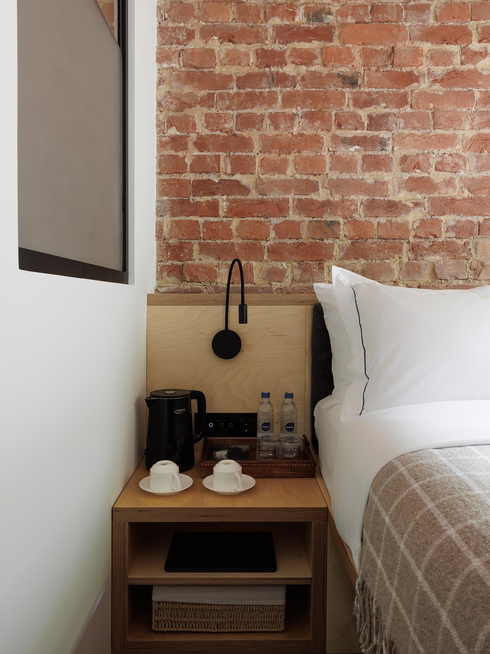 В историческом центре Петербурга, в здании 1770 года постройки открылся необычный мини-отель «Невский Ботик» | Сетка — социальная сеть от hh.ru