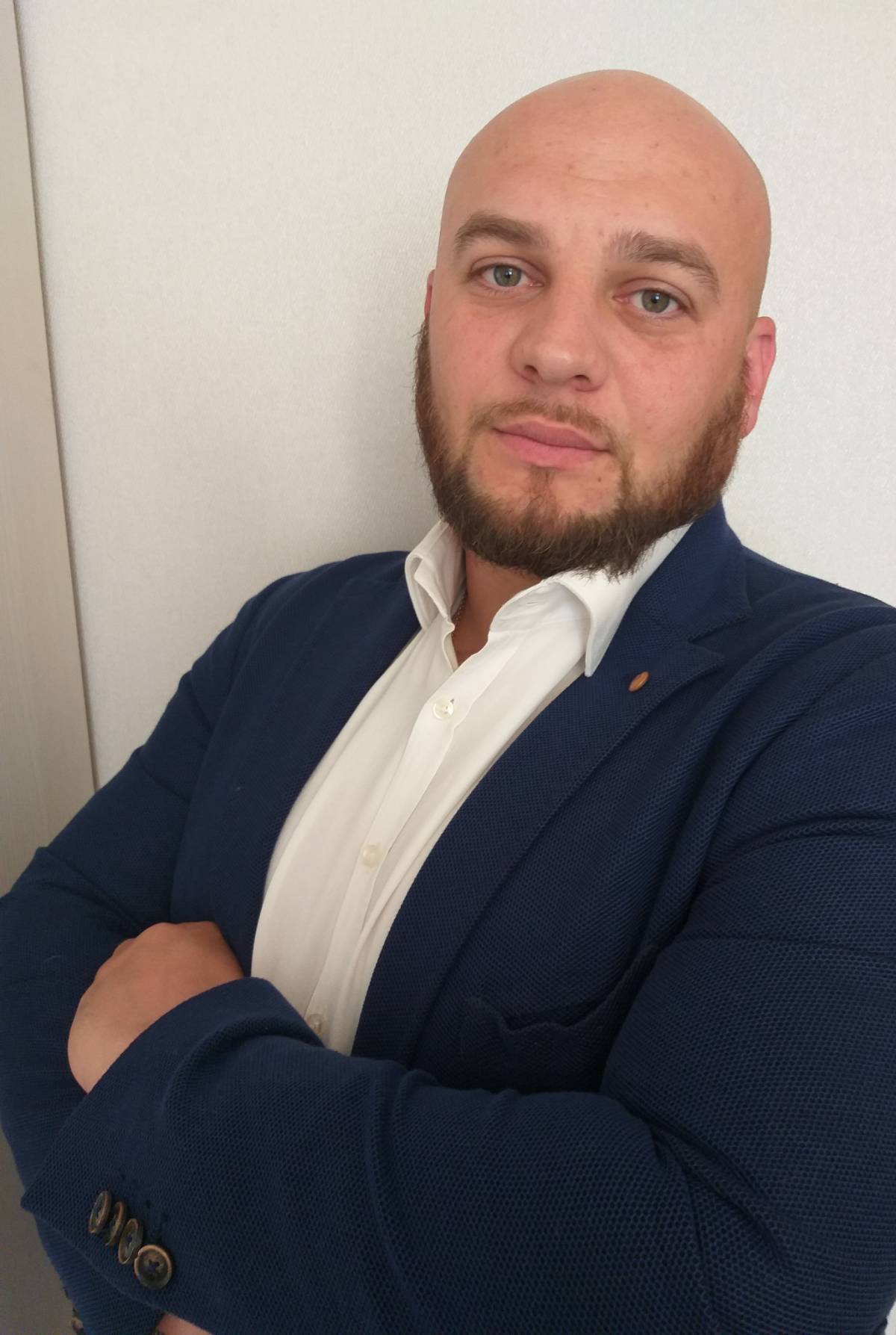 Александр Тэт