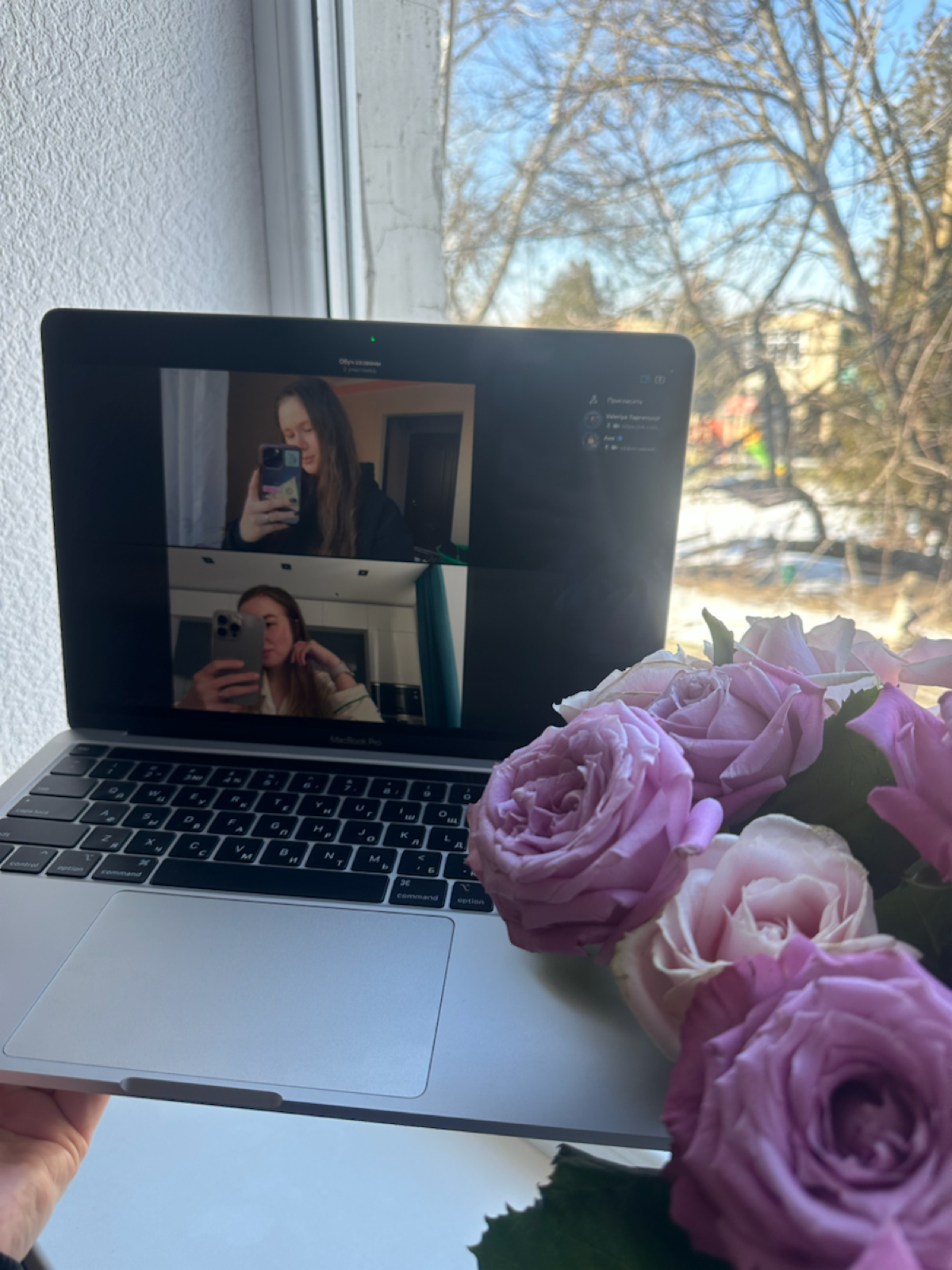 Провела второй созвон по обучению👩🏻‍💻
Погрузились в таргет, обсудили процесс продаж и общения с клиентами, дала задание и с новой недели будем (а точнее Аня будет) искать проекты | Сетка — социальная сеть от hh.ru
