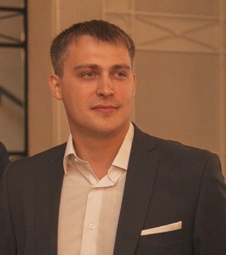 Николай Богатов