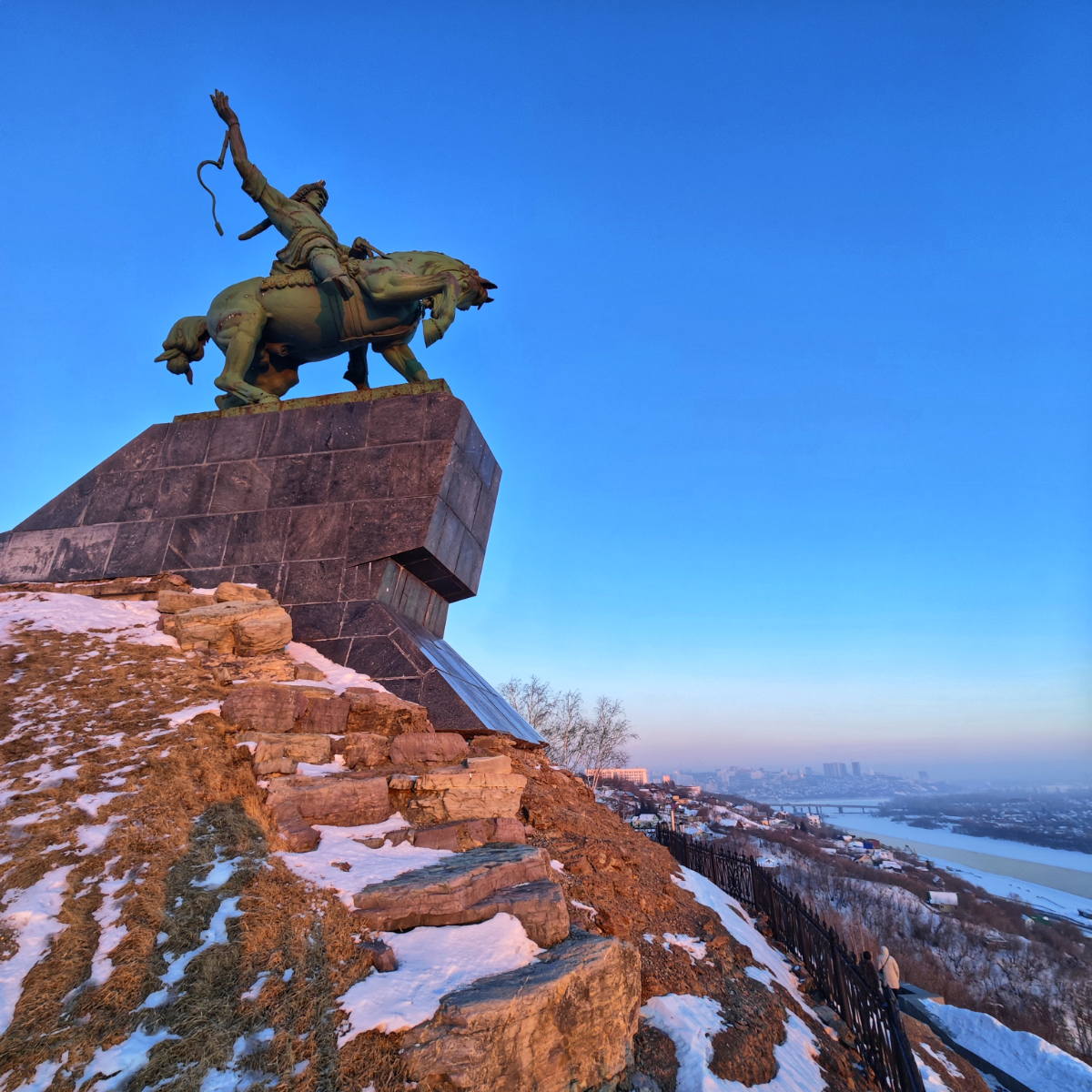 Вернулся из Уфы – столицы Башкортостана, и вот что могу сказать: в этом городе удивительно сочетаются старинная провинциальная изящность и щедрая башкирская культура | Сетка — социальная сеть от hh.ru