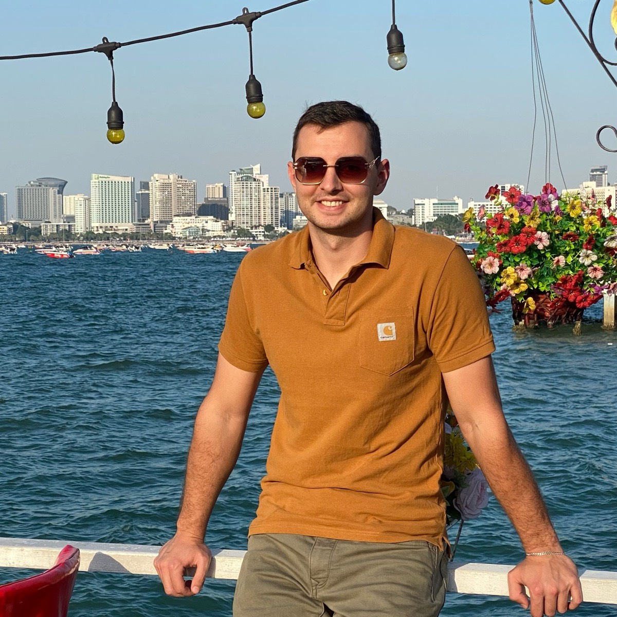 Валерий Мезенцев | Сетка — социальная сеть от hh.ru