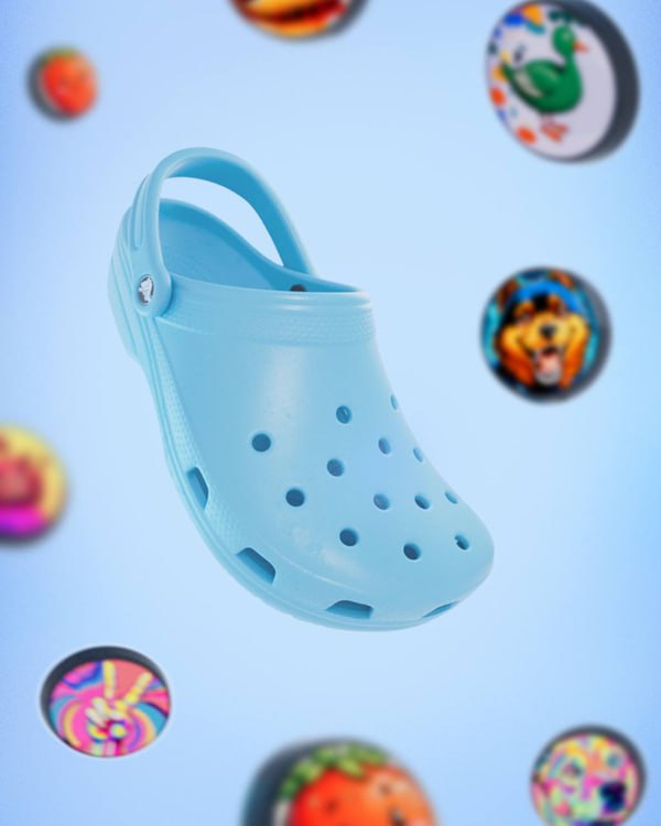 Crocs и ABLO запустили сервис с генерацией собственных джибитсов. К сайту подключили ИИ, который отрисует всё, что вы пожелаете, начиная с лица коллеги, заканчивая фотографиями питомцев | Сетка — социальная сеть от hh.ru