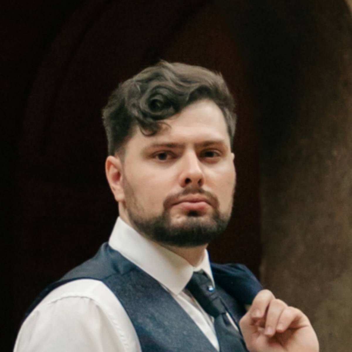 Максим Александров