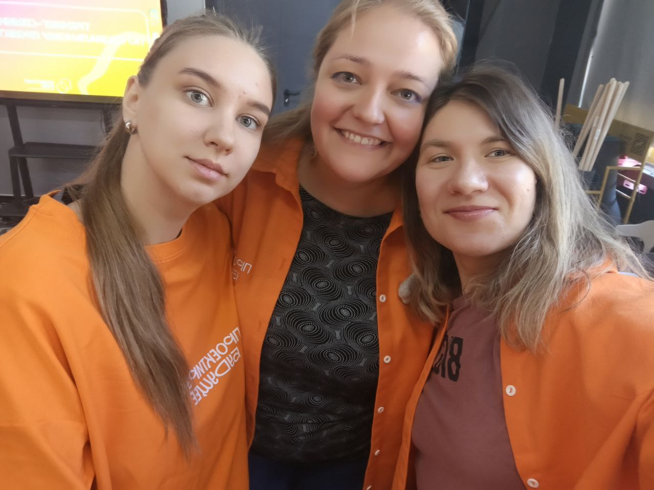 Провела дни с пятницы по воскресенье с АПМИ, подтвердила статус муниципального координатора Новосибирской области по социальному проектированию, очень много новых ребят и насыщенная программа ❤️
Хочеш... | Сетка — социальная сеть от hh.ru