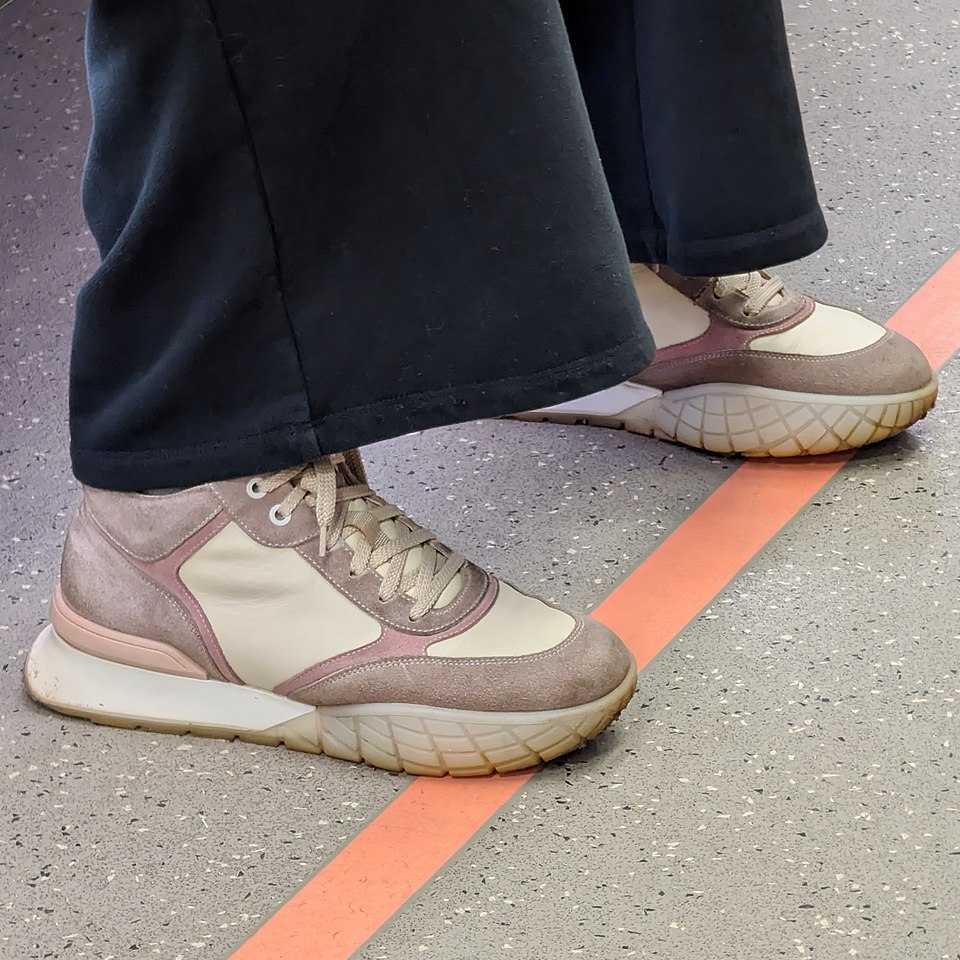 В очередной раз тот случай, когда интересная модель нигде не найдена👀
А поэтому.. | Сетка — социальная сеть от hh.ru