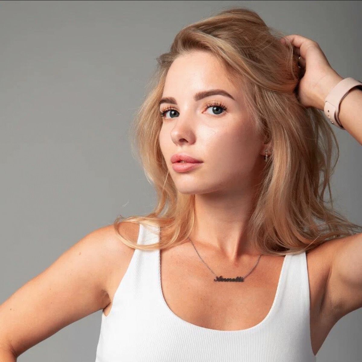 Анна Урсова