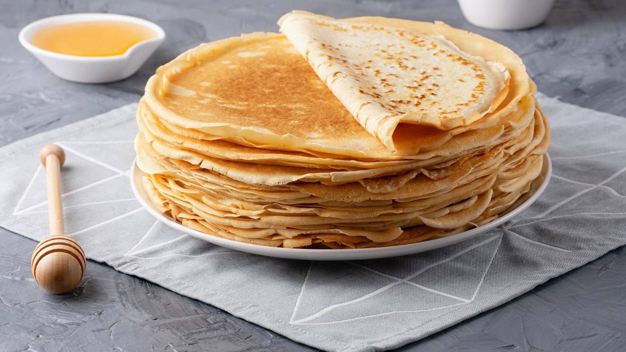 Блинный передоз может привести к серьёзным проблемам со здоровьем, предупреждают врачи. Если съесть больше четырёх блинов, то может резко подскочить сахар в крови | Сетка — социальная сеть от hh.ru