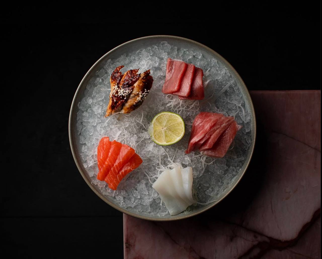 Всё для эффектной подачи японской кухни!🍣
Суши, сашими, роллы, закуски — подача важна не меньше, чем вкус. Разнообразные тарелки, соусники, палочки и детали создают гармоничную композицию | Сетка — социальная сеть от hh.ru