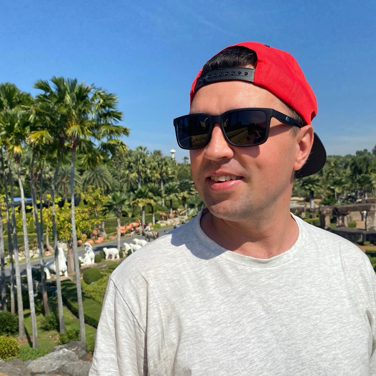 Максим Бондаренко