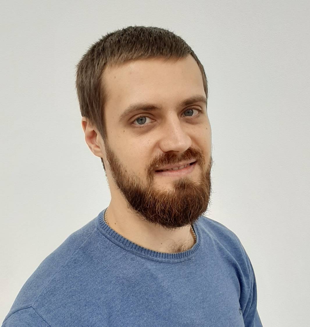 Сергей Пивоваров