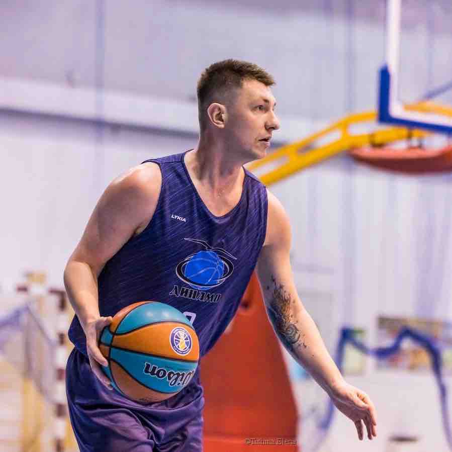 Владимир Устьянцев