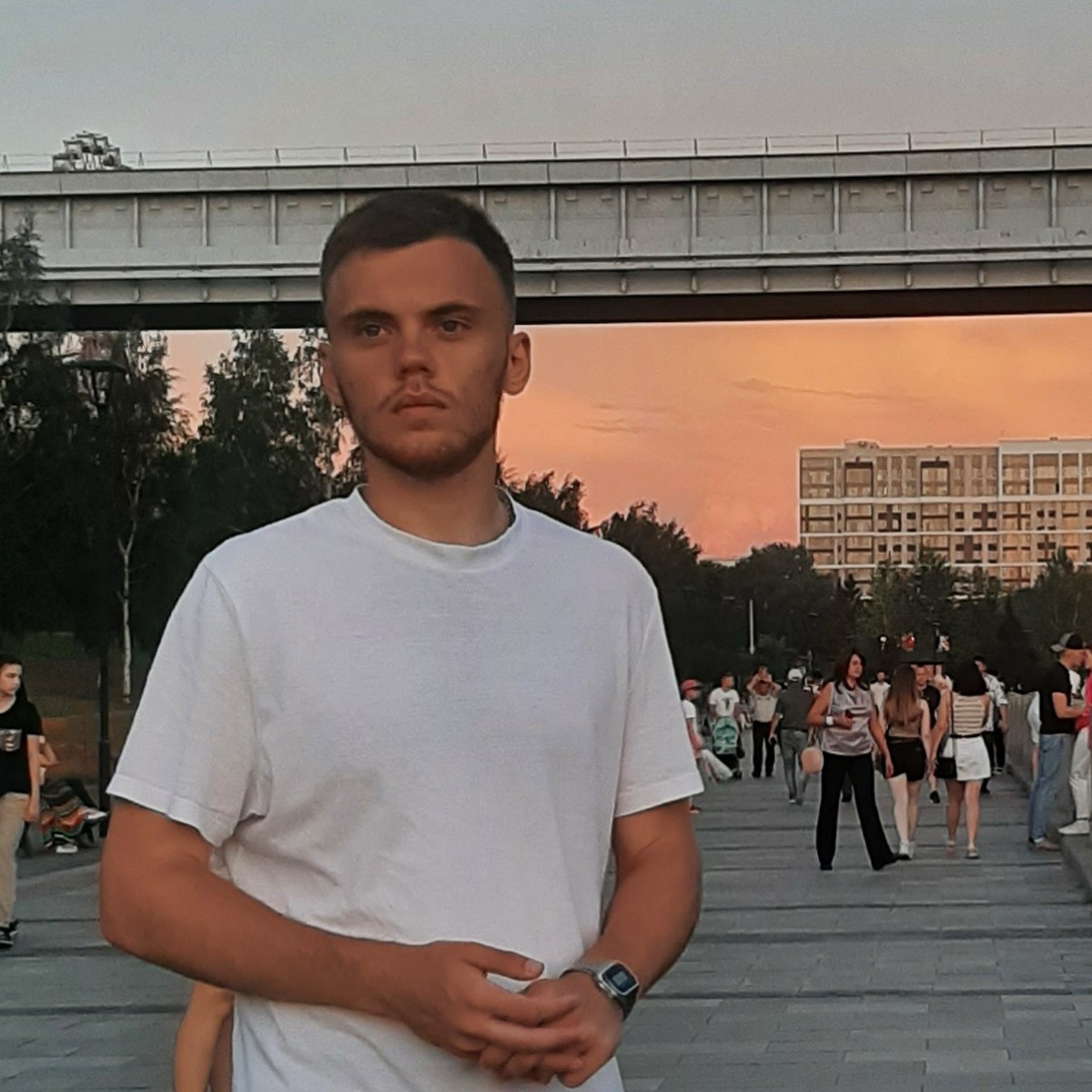 Daniel Koreshkov | Сетка — социальная сеть от hh.ru