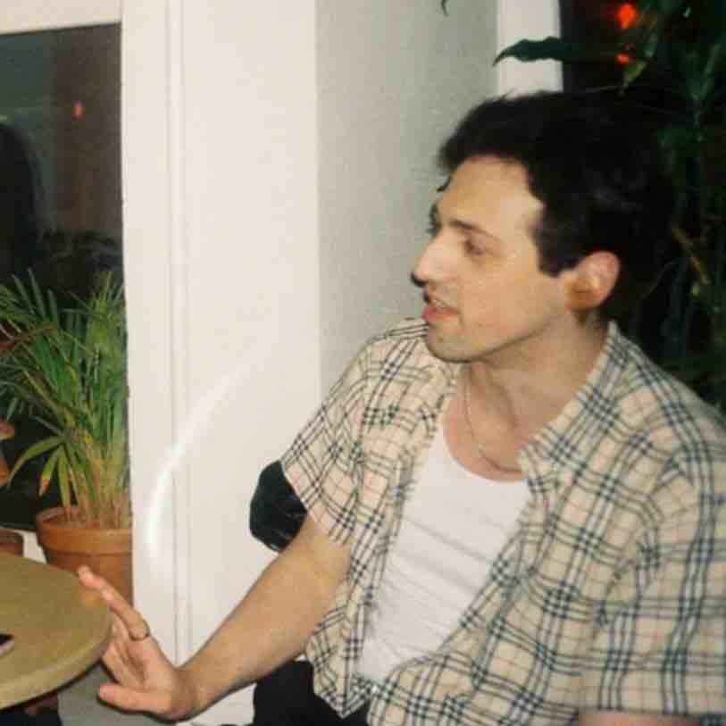 Tigran Khachatrian | Сетка — социальная сеть от hh.ru