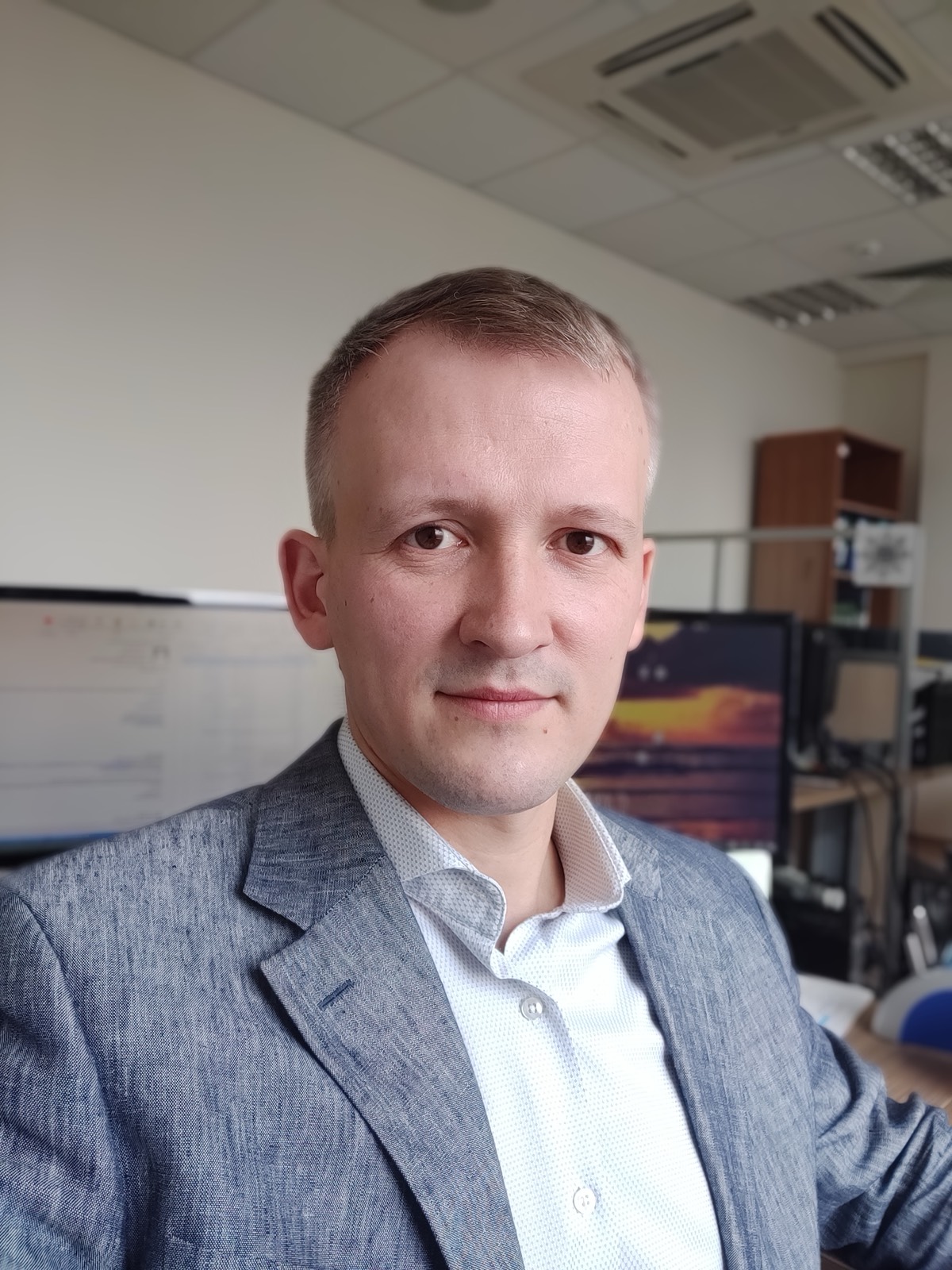Николай Царев