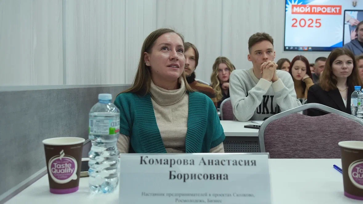 50 оттенков эмоций, когда ты преподаватель на защите курсовых работ😁
А какие эмоции вызывает у вас ваша работа? Делитесь в комментариях! Давайте вычислим самую захватывающую профессию😎
#ИМЭС #КМЭПТ #э... | Сетка — социальная сеть от hh.ru