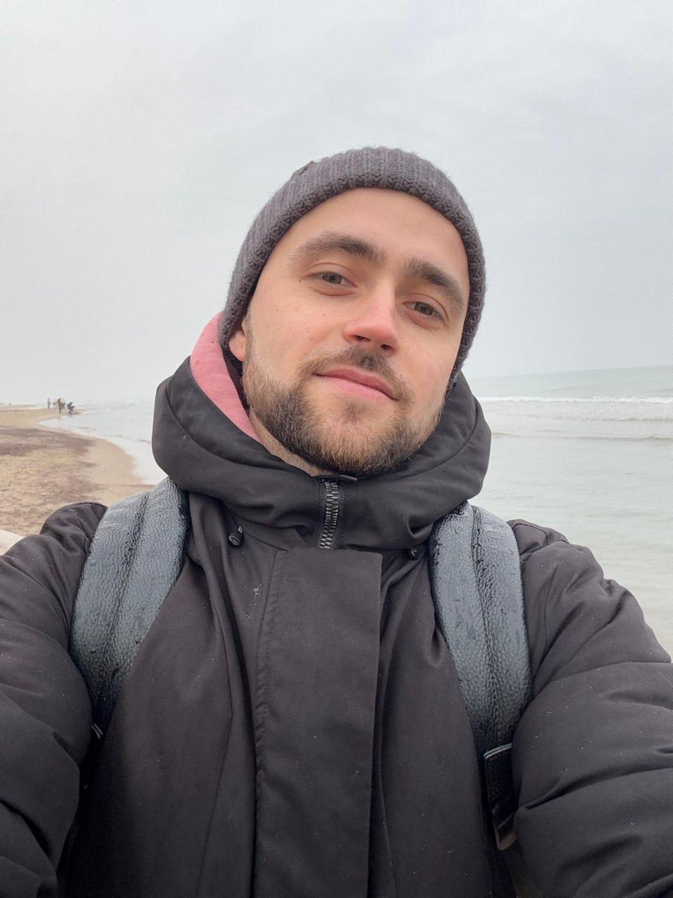 Саше 30 годиков 🚀 Получается, когда какой нибудь Вася Петечкин настраивает рекламу лечения Варикоза в СПБ на широкую аудиторию 30+, теперь я залетаю под нее | Сетка — социальная сеть от hh.ru