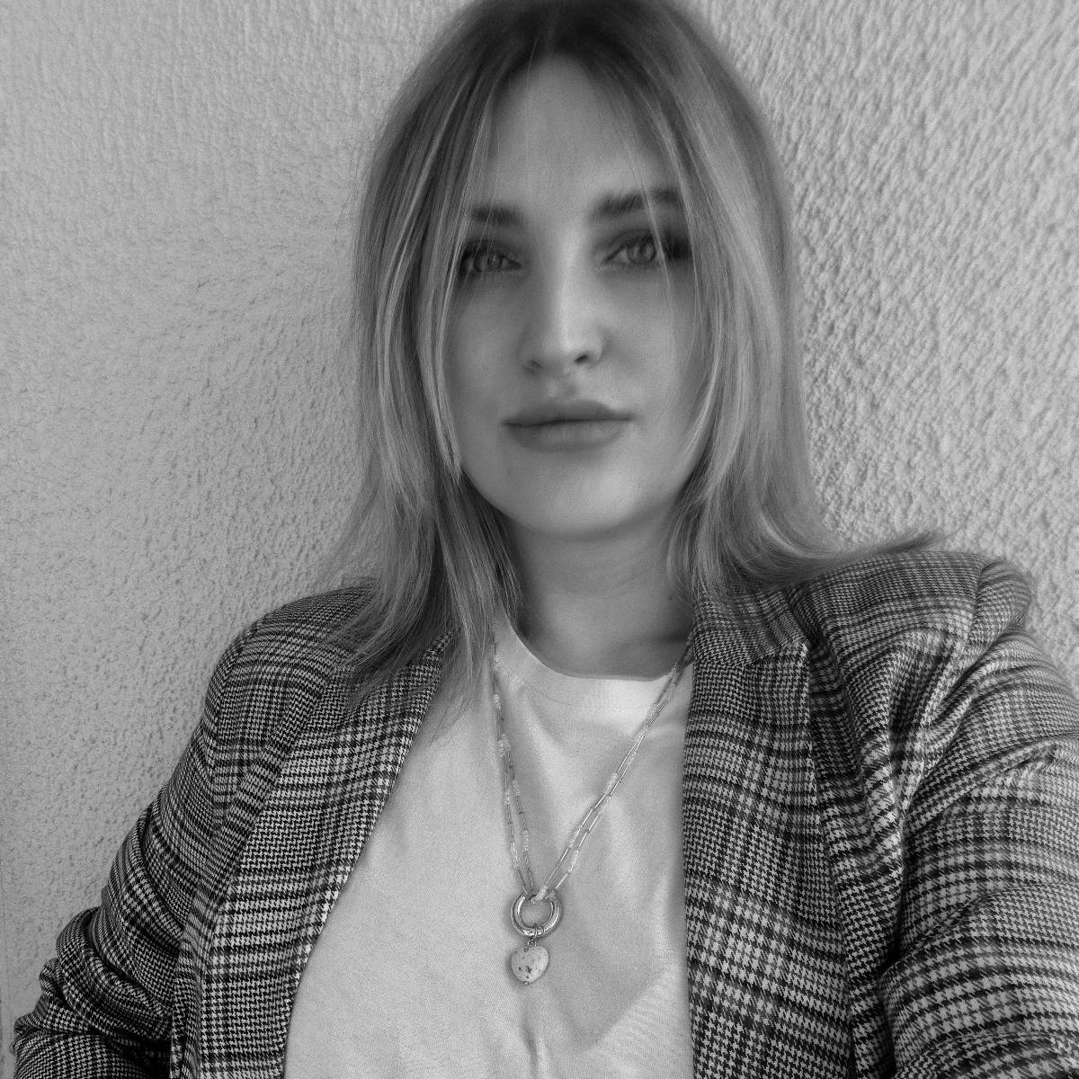 Юлия Азарченко | Сетка — социальная сеть от hh.ru