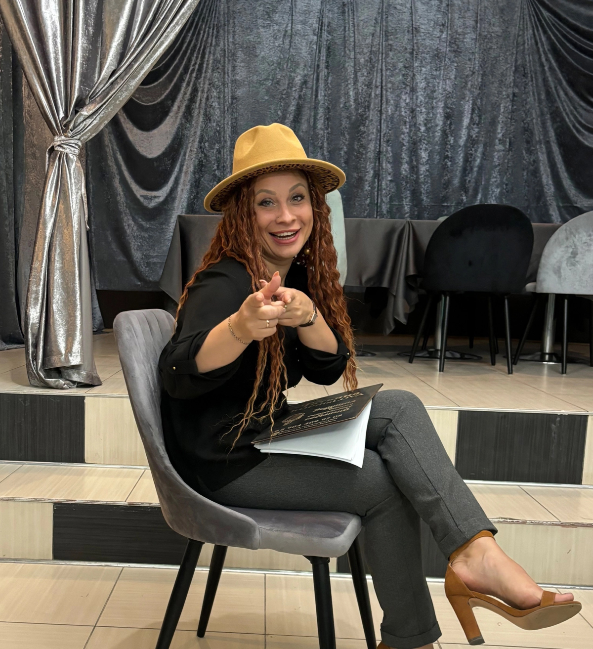 https://vk.com/korjilova1984 МЕГАпозитивная ВЕДУЩАЯ ВАШИХ МЕРОПРИЯТИЙ😃🎤+7-904-409-97-08 | Сетка — социальная сеть от hh.ru