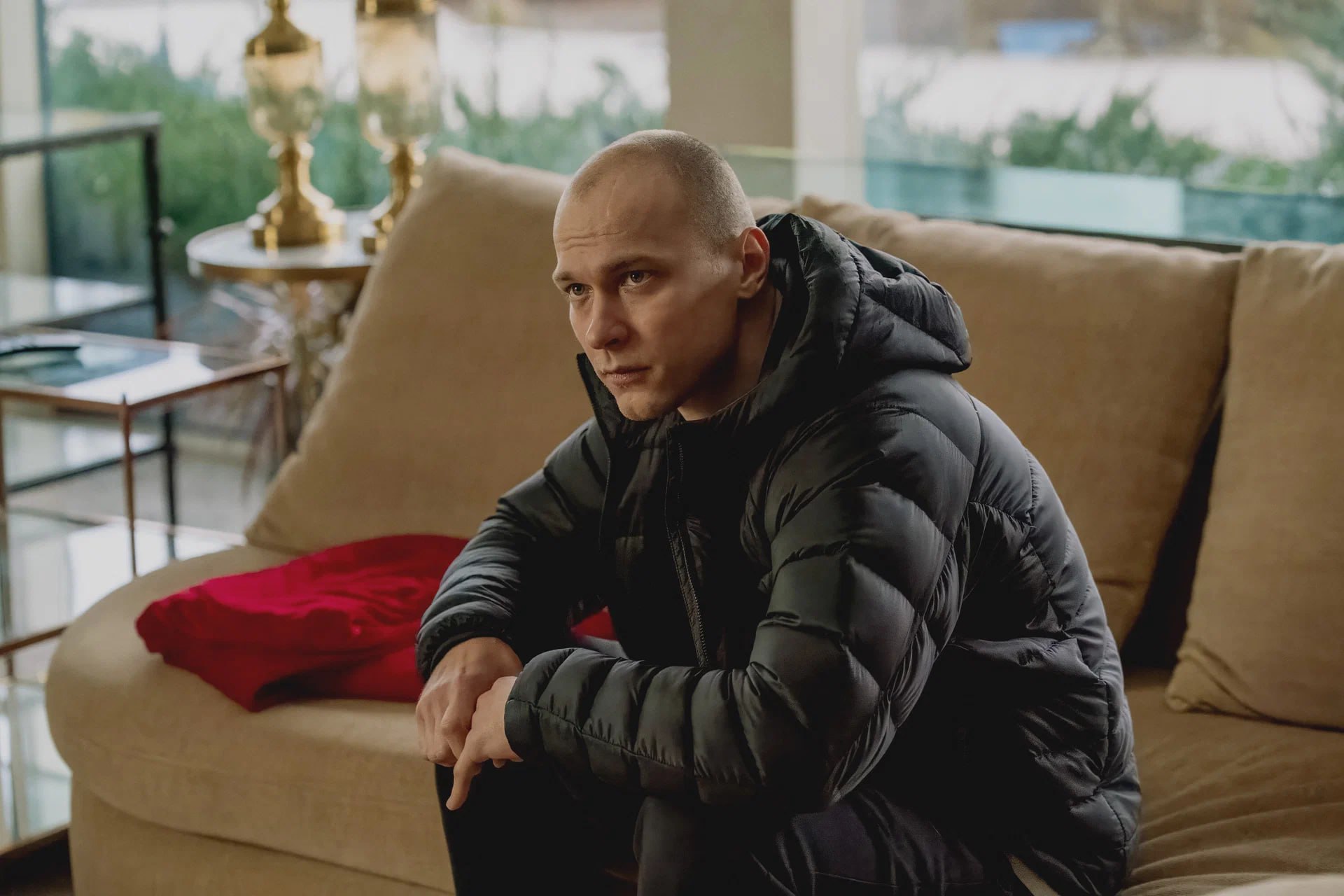#чтопосмотреть
Анора (2024) 18+
Сын русского олигарха находит родную душу в нью-йоркской стриптизерше.
🍿Персонаж Ю.Борисова является в фильме ключом ко всему происходящему | Сетка — социальная сеть от hh.ru