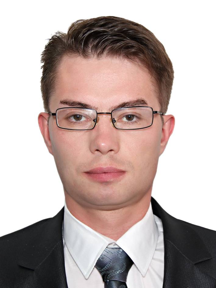 Владислав Никешин