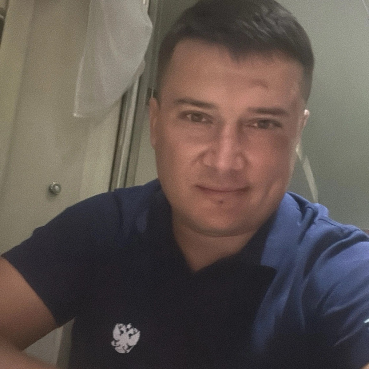 Антон Борисов