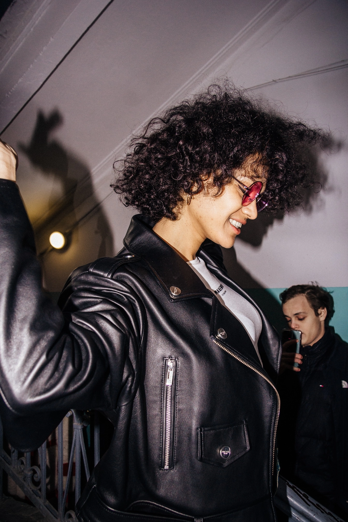 Фотосессия в стиле "Папарацци" на показе Maneken Brand
Фотограф в Петербурге: Александр Волосенцев
#Папарацци #ManekenBrand #ФотографПитер #РекламныйФотограф
#КонтентФотографСпб | Сетка — социальная сеть от hh.ru