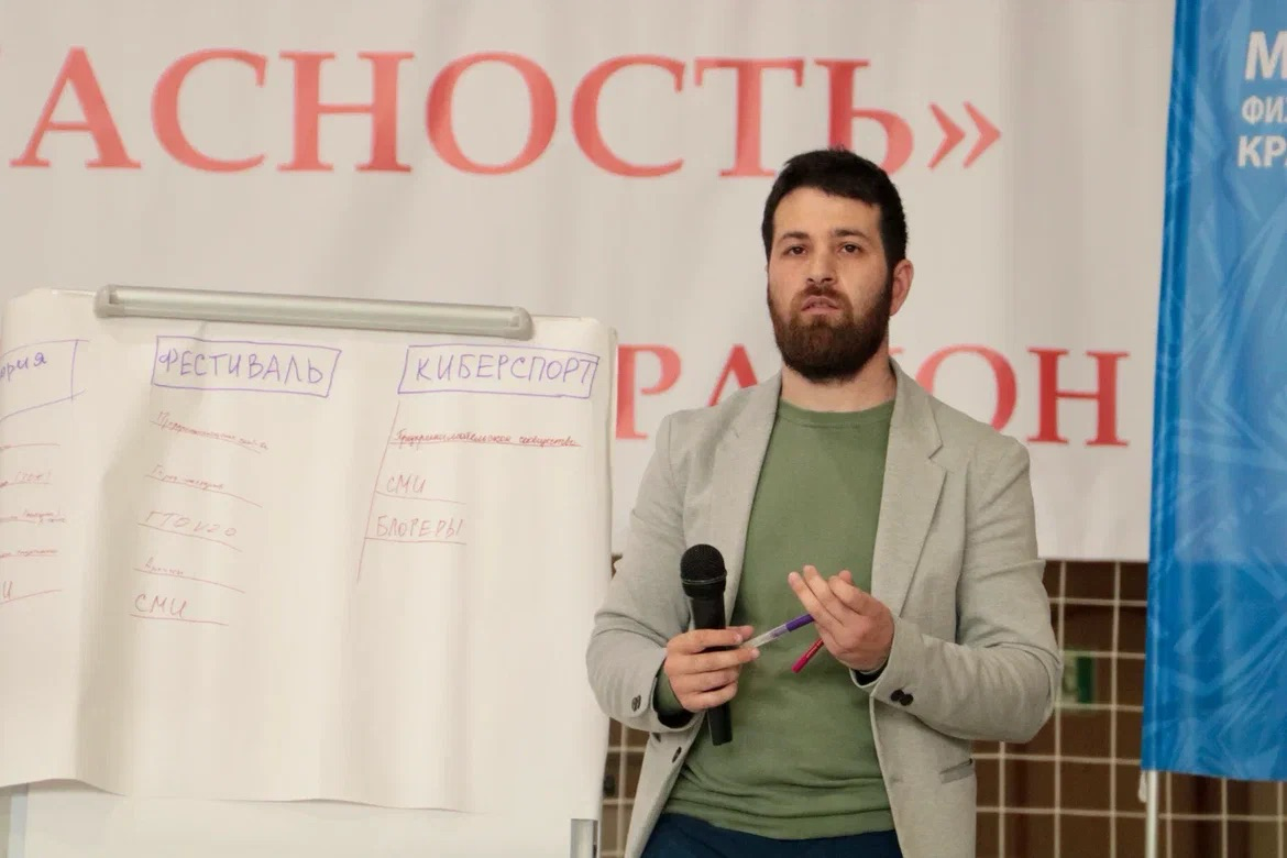 👀Хотите увидеть реальную жизнь муниципального служащего, который ежедневно работает над улучшением жизни молодежи?
🎓Тут вы узнаете как именно проходит эта работа: от организации мероприятий до взаимод... | Сетка — социальная сеть от hh.ru