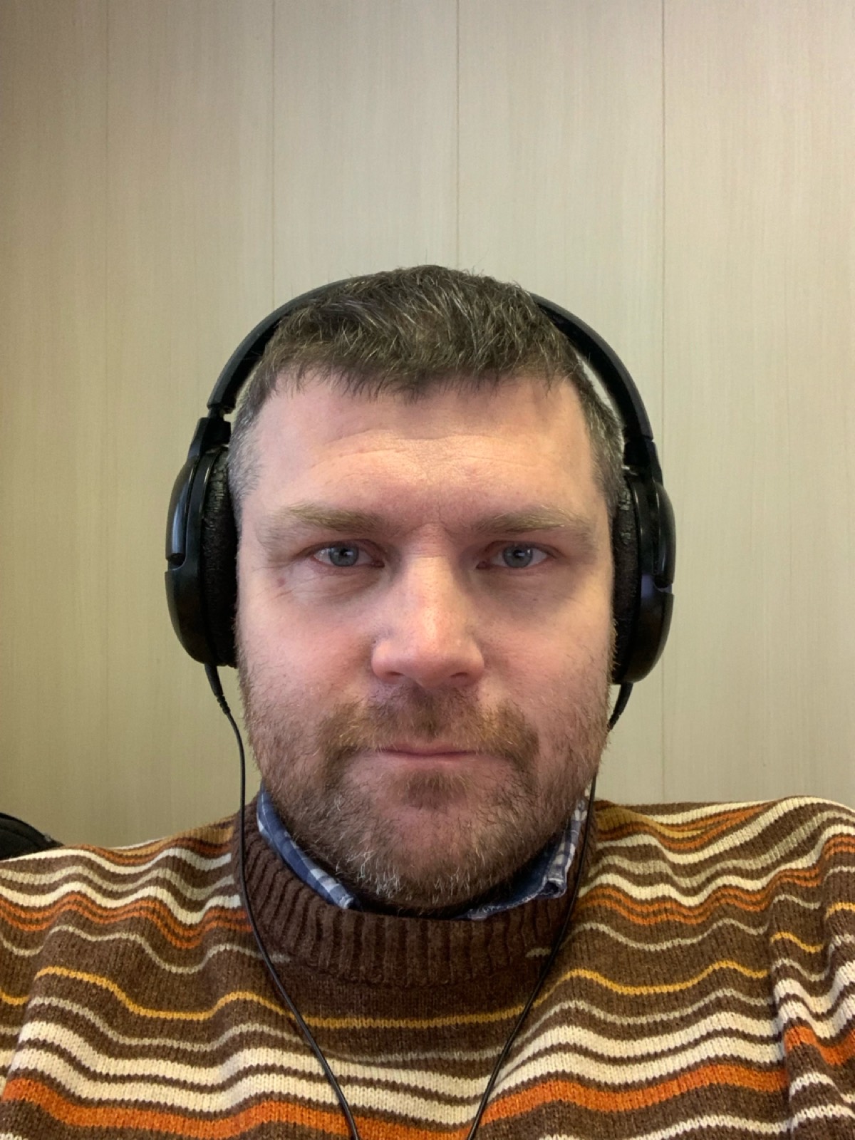 Александр Лавров
