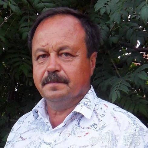 Анатолий Велигуров | Сетка — социальная сеть от hh.ru