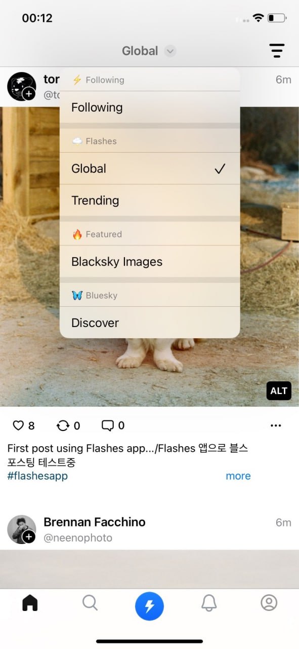 Новый конкурент инстаграма - Flashes
Во времена, когда соцсетей больше, чем нам хотелось бы, и казалось бы, ничем уже не удивить, немецкий разработчик публикует свое приложение в AppStore и получает 3... | Сетка — социальная сеть от hh.ru