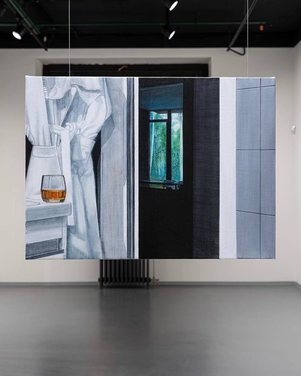 🖼️Новая бесплатная выставка «Эхо настоящего» открылась в Serene gallery
До 5 апреля, вт-сб, 12:00-20:00
Художница фотографировала незаметные локации, а затем превращала их в живопись, отражая особое н... | Сетка — социальная сеть от hh.ru
