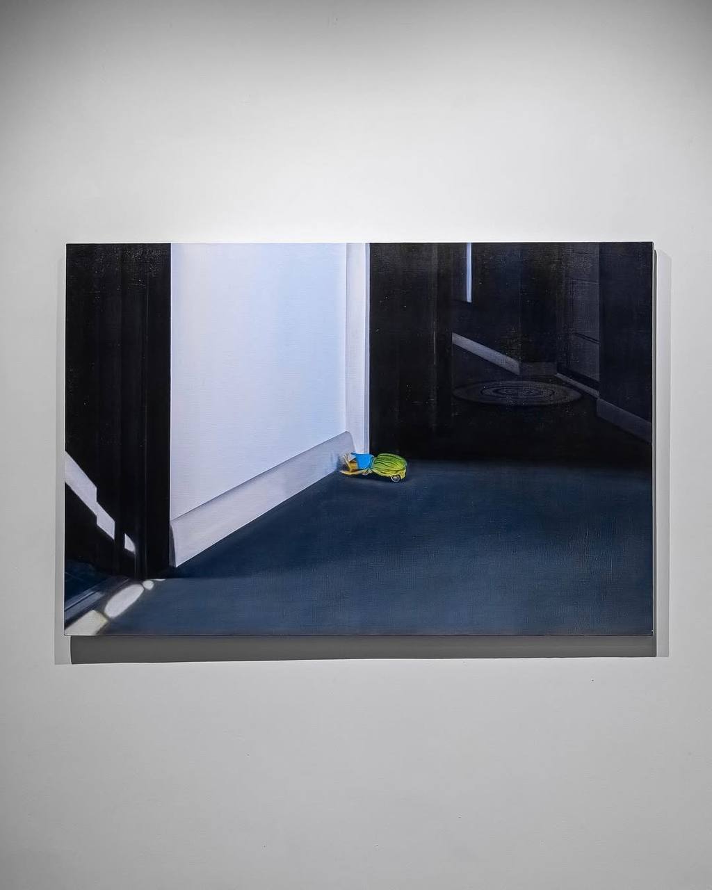 🖼️Новая бесплатная выставка «Эхо настоящего» открылась в Serene gallery
До 5 апреля, вт-сб, 12:00-20:00
Художница фотографировала незаметные локации, а затем превращала их в живопись, отражая особое н... | Сетка — социальная сеть от hh.ru