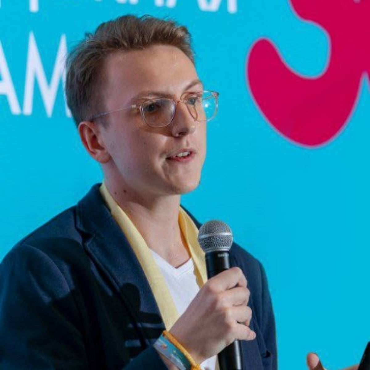 Виталий Благов