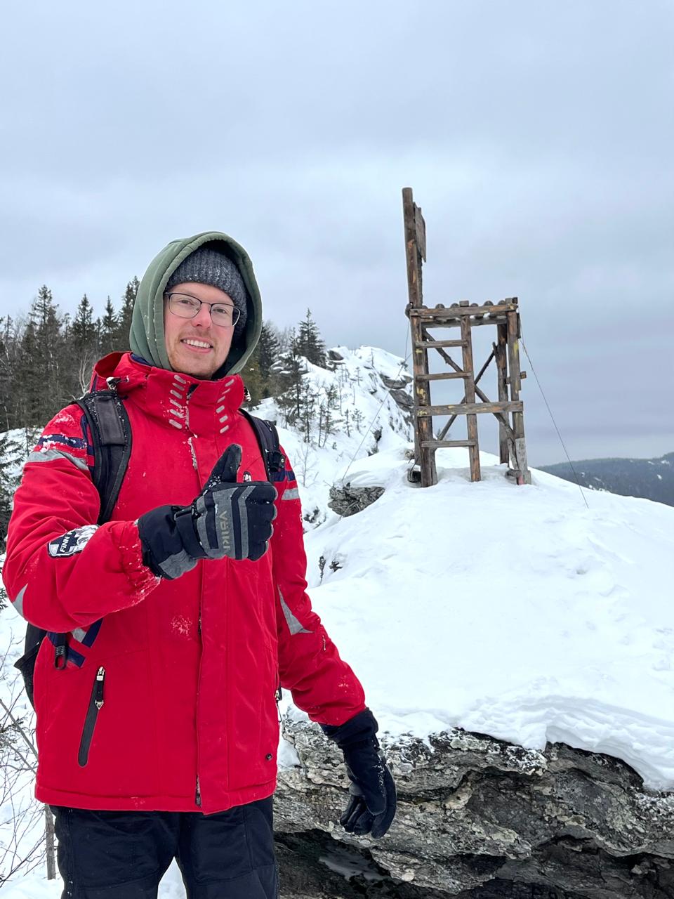 Сходили с друзьями в небольшой ПВД (поход выходного дня) в окрестности горы Шунут. Это недалеко от Екатеринбурга. Прошли легким прогулочным шагом около 20 км | Сетка — социальная сеть от hh.ru