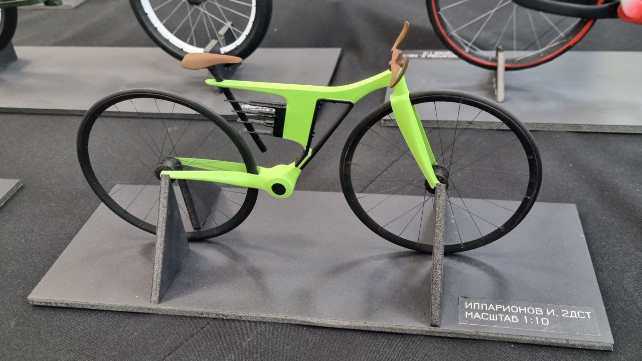 🚴‍♂️Готовь сани летом, а велосипед к зимнему ректорскому просмотру!🚴🏻‍♀️
Смотрим работы студентов второго курса кафедры дизайна средств транспорта | Сетка — социальная сеть от hh.ru