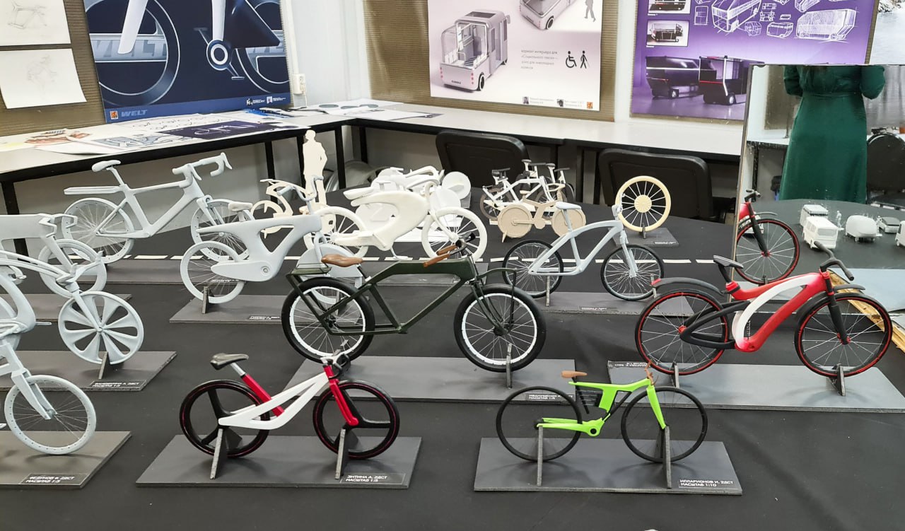 🚴‍♂️Готовь сани летом, а велосипед к зимнему ректорскому просмотру!🚴🏻‍♀️
Смотрим работы студентов второго курса кафедры дизайна средств транспорта | Сетка — социальная сеть от hh.ru