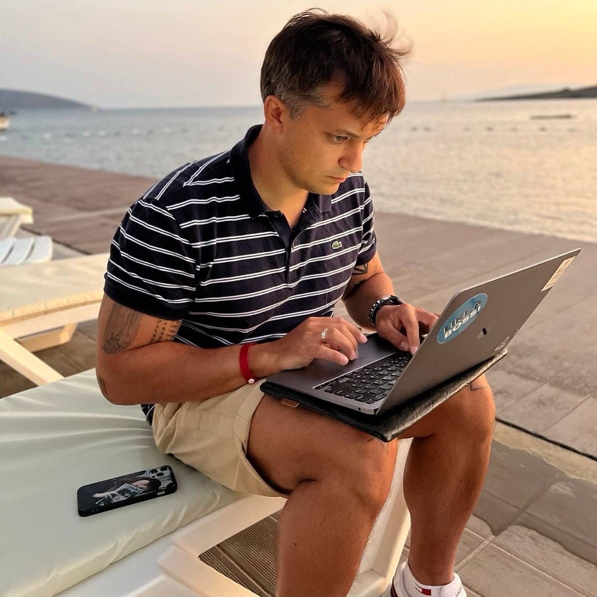 Network member avatar