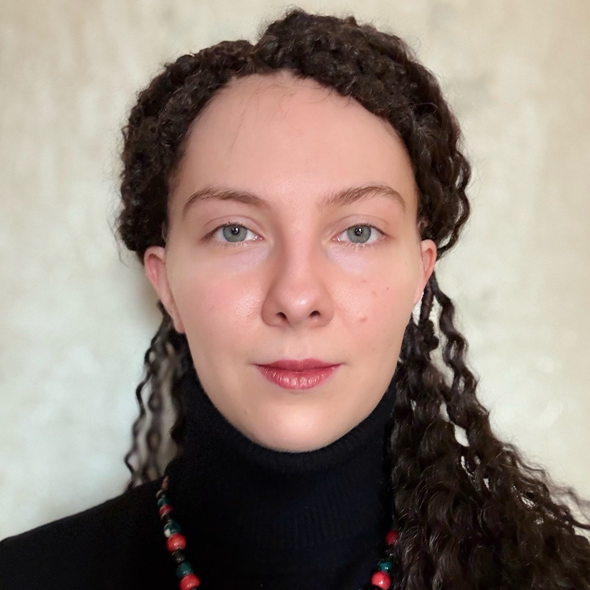 Юлия Овчарова | Сетка — социальная сеть от hh.ru