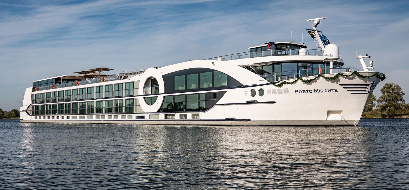 Riviera Travel Offers Last-Minute Wave Season Deals on European River Cruises
With wave season winding down, Riviera Travel is ramping up the savings, offering incredible promotions for both travelers... | Сетка — социальная сеть от hh.ru