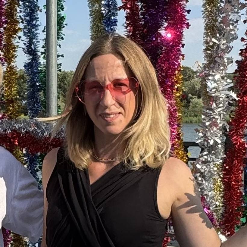 Юлия Кравченко | Сетка — социальная сеть от hh.ru