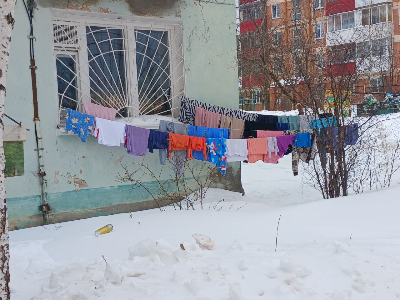 Не всегда получается сделать кадр, как он ощущается. Но что-то даже в неудачных кадрах порой держит на себе внимание.
Зачастую это воспоминания о событиях или мыслях, пришедших в тот момент | Сетка — социальная сеть от hh.ru