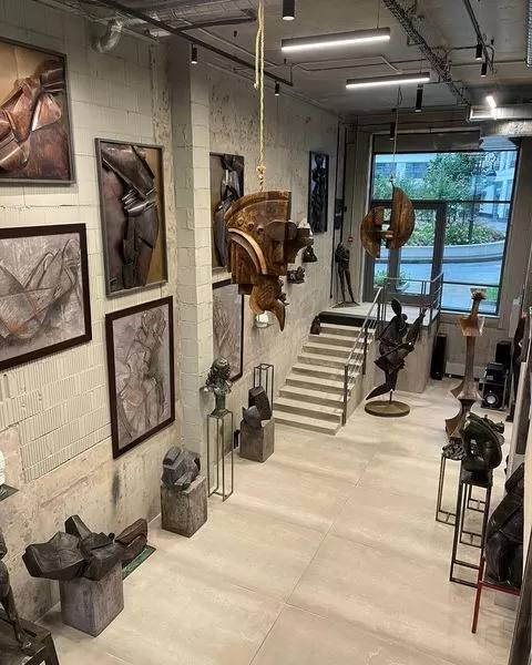 🏛️Бесплатно посетить Frangulyan Gallery можно завтра
Каждая среда 17:00-20:00
Это частная скульптурная галерея скульптора Георгия Франгуляна | Сетка — социальная сеть от hh.ru