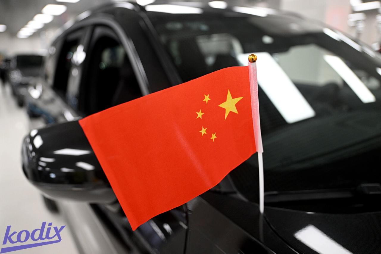 Премиум сокращения в Китае
Под удар попали отделы продаж и финансов Mercedes-Benz — и это не просто локальные изменения, а тревожный звоночек для всех иностранных автогигантов | Сетка — социальная сеть от hh.ru