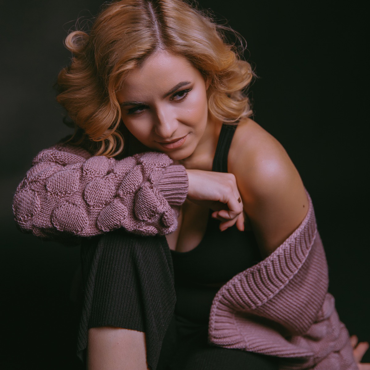 Елена Попова