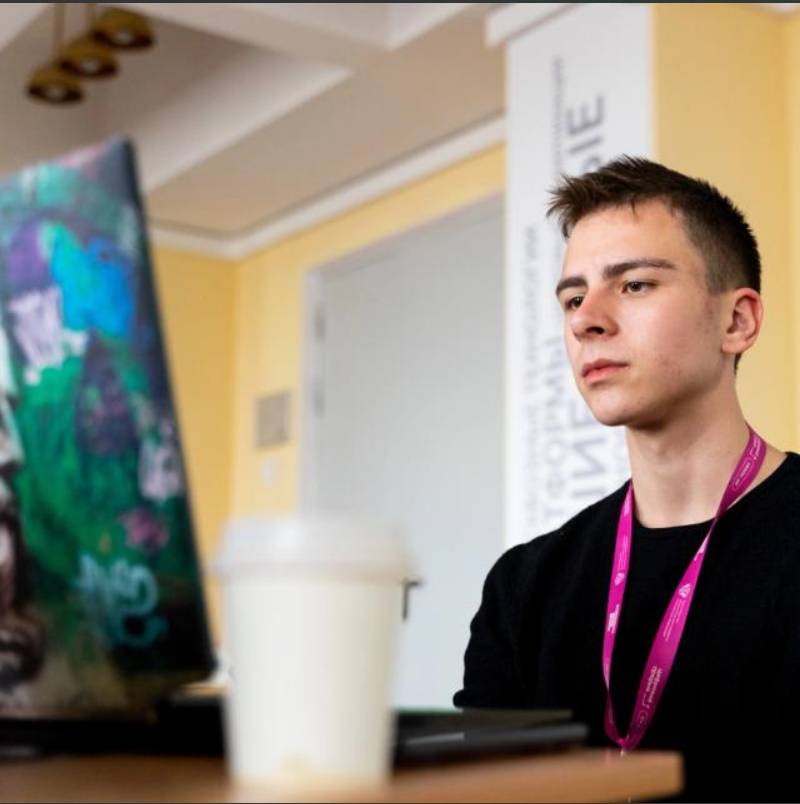 Руслан Погосянц | Сетка — социальная сеть от hh.ru