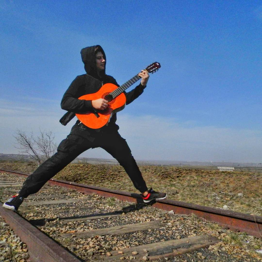 Дмитрий Сандул