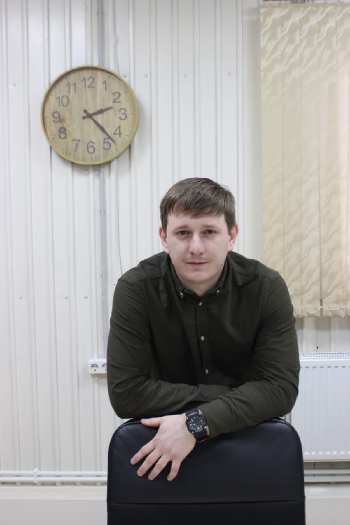 Александр Леушин